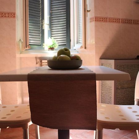 Colosseum New Charming Apartment Rom Exterior foto